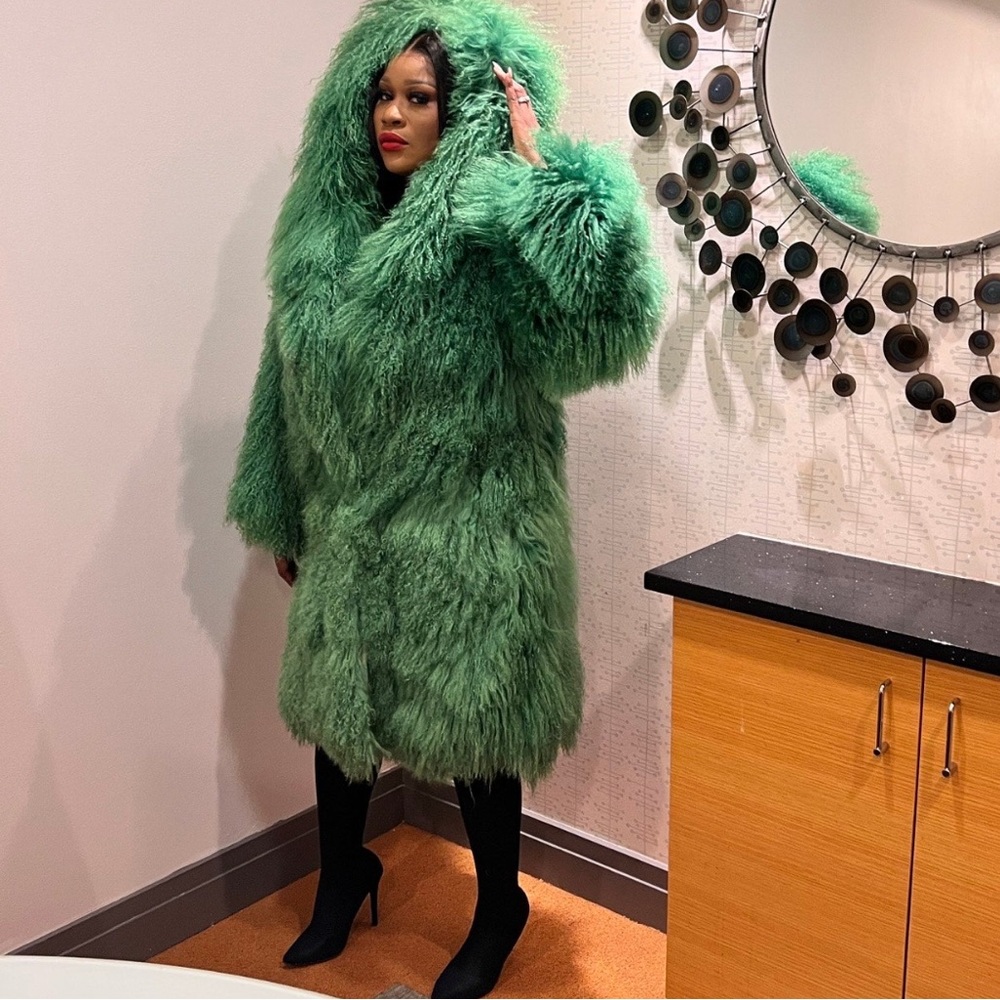 100% Mongolian Fur  with hood